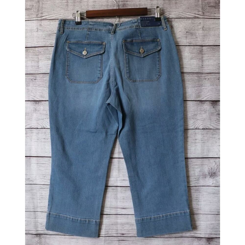 Bandolini Sz 6 Utility Relaxed Capri Light Wash Straight Leg Jeans